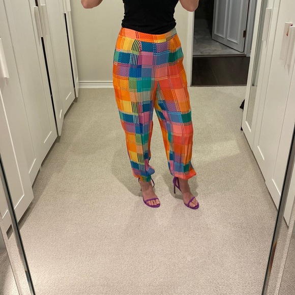 Farm Rio Woven Joggers - Picture 2 of 5